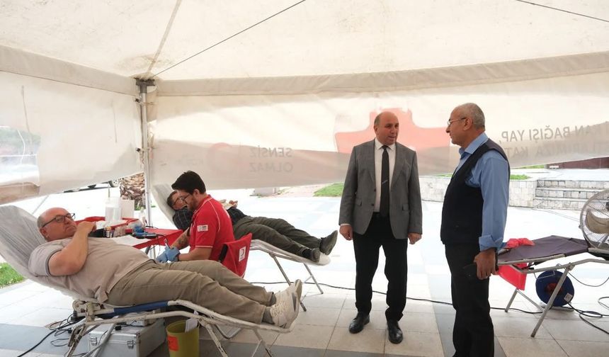 Vatandaşlardan Kızılay’ın kan bağışı kampanyasına destek