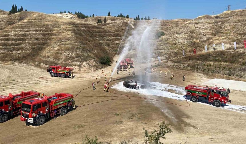 Ateş savaşçıların son tatbikatı gerçeğini aratmadı