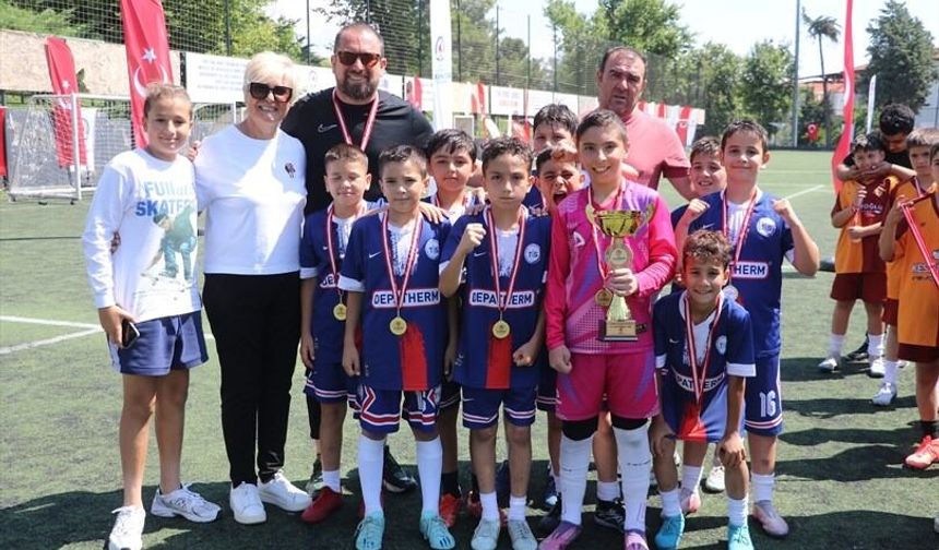Denizli Büyükşehir’in U-10 Ligi’nde şampiyon belli oldu