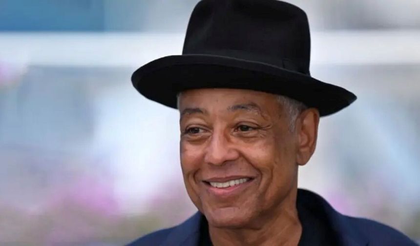 Müslüman olan Giancarlo Esposito kimdir?