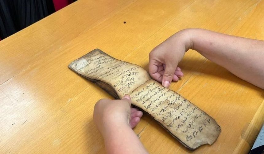 Kütüphane raflarında tam 25 yıl saklı kaldı! Yarım kalan hikayeyi Ege Üniversitesi tamamlıyor