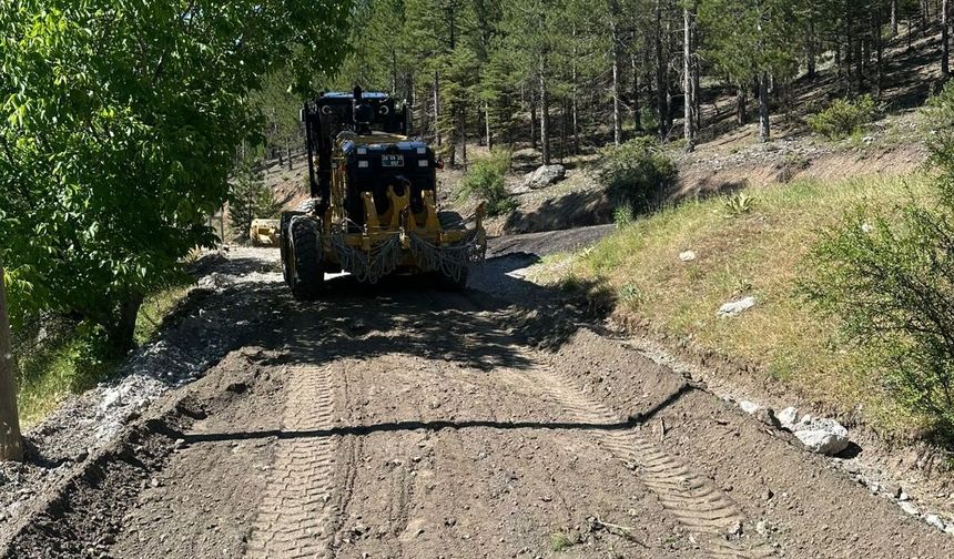 Yaylapınar Mahallesi'nde asfalt öncesi hazırlıklar devam ediyor