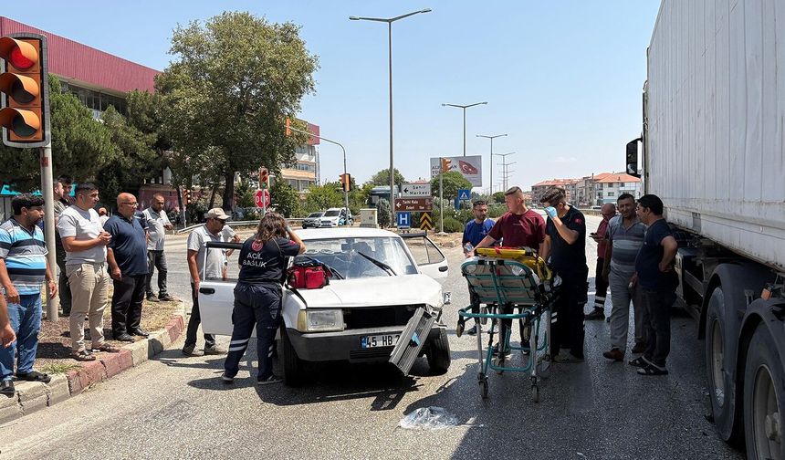 Kula D300 karayolunda korkutan kaza trafiği kilitledi