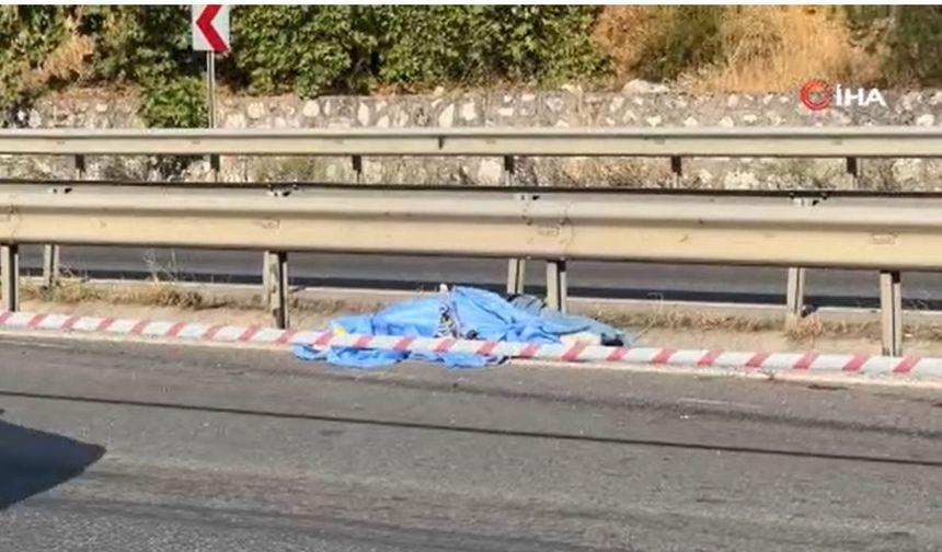Manisa'da bariyerlere çarpan motosikletli yaşamını yitirdi