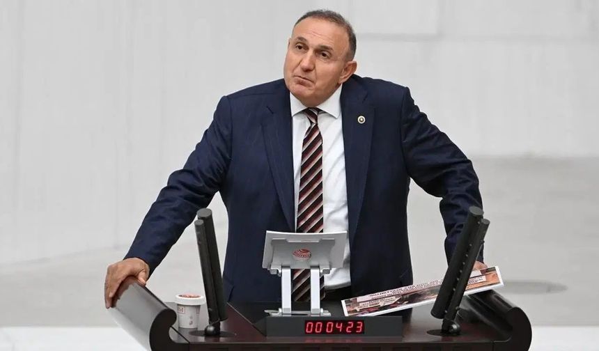 İYİ Parti'den istifa eden Ömer Karakaş AK Parti mitinginde