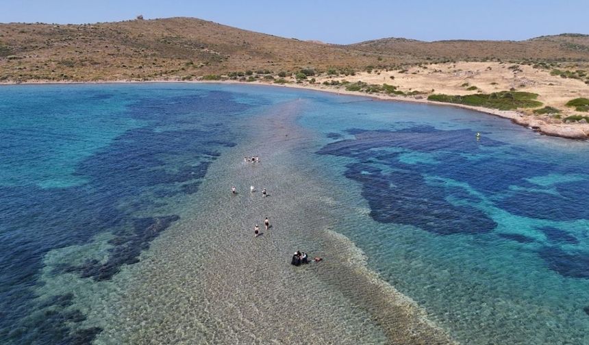 Ayvalık’ın gizemli geçidi: Adadan adaya geçiyorlar!