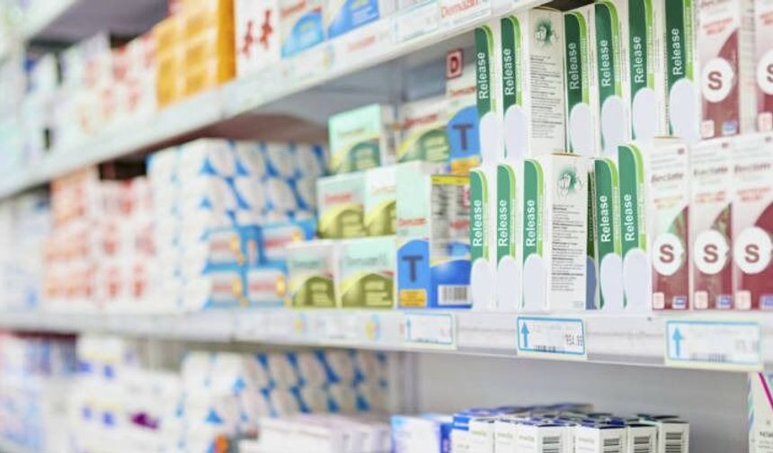 Eczacılardan reçetesiz ürün uyarısı: Risk vatandaşa yükleniyor!