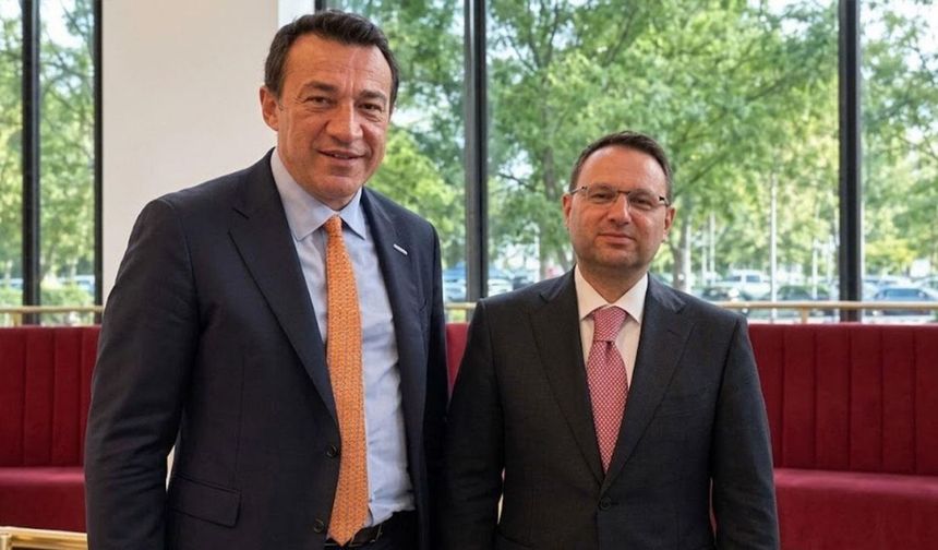 Bakan Gürlek'in Türkevi programında çekilen fotoğrafının perde arkası ortaya çıktı