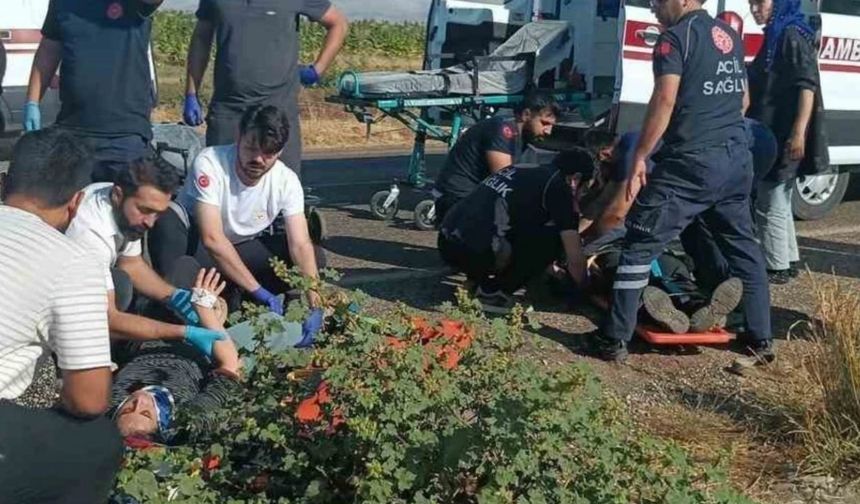 Tütün işçilerini taşıyan minibüs devrildi: İşçiler hastanelik oldu
