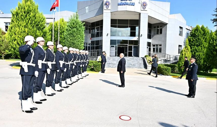 Vali Köşger’den İl Emniyet Müdürü Ali Süllü’ye iade-i ziyaret