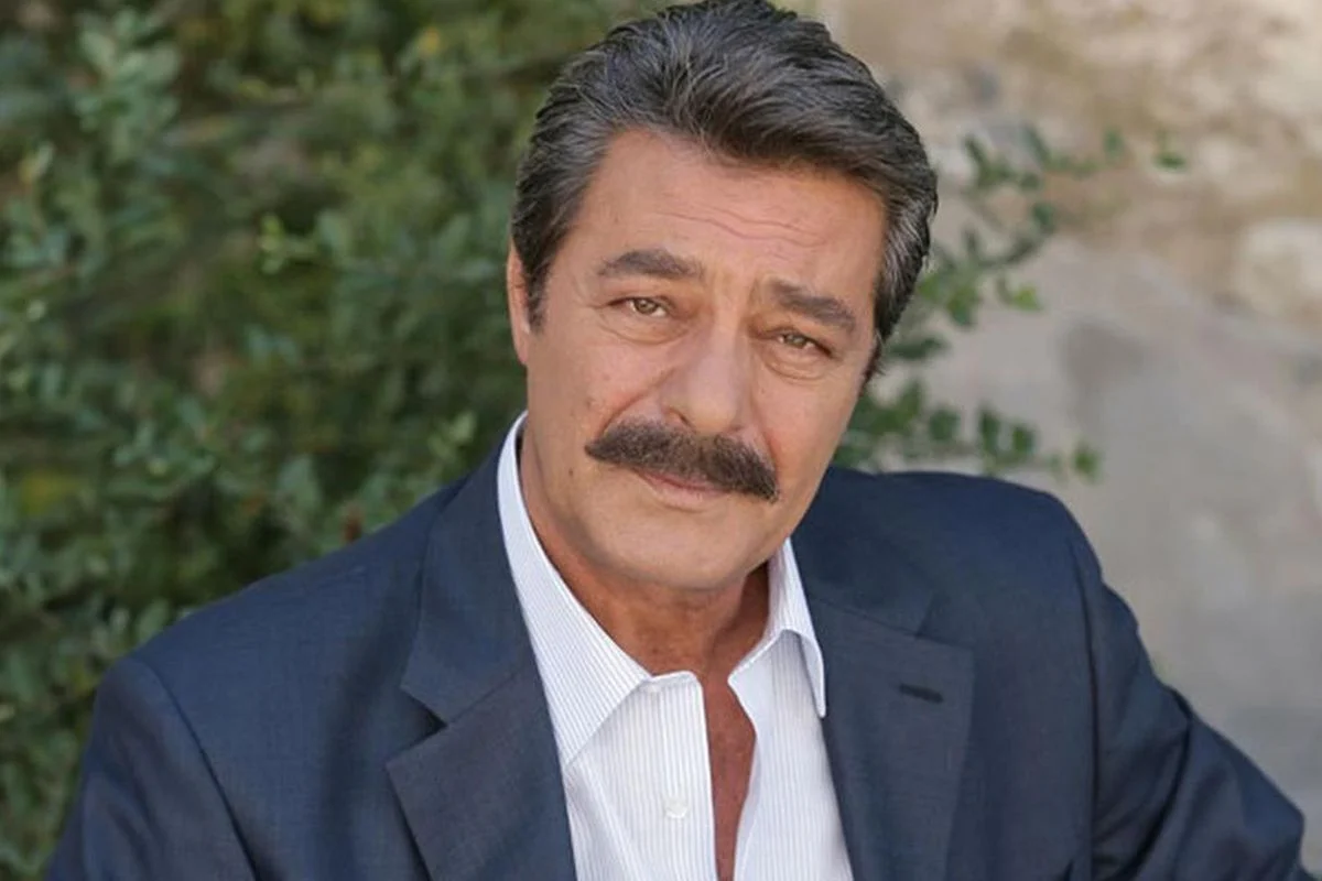 Kadir İnanır