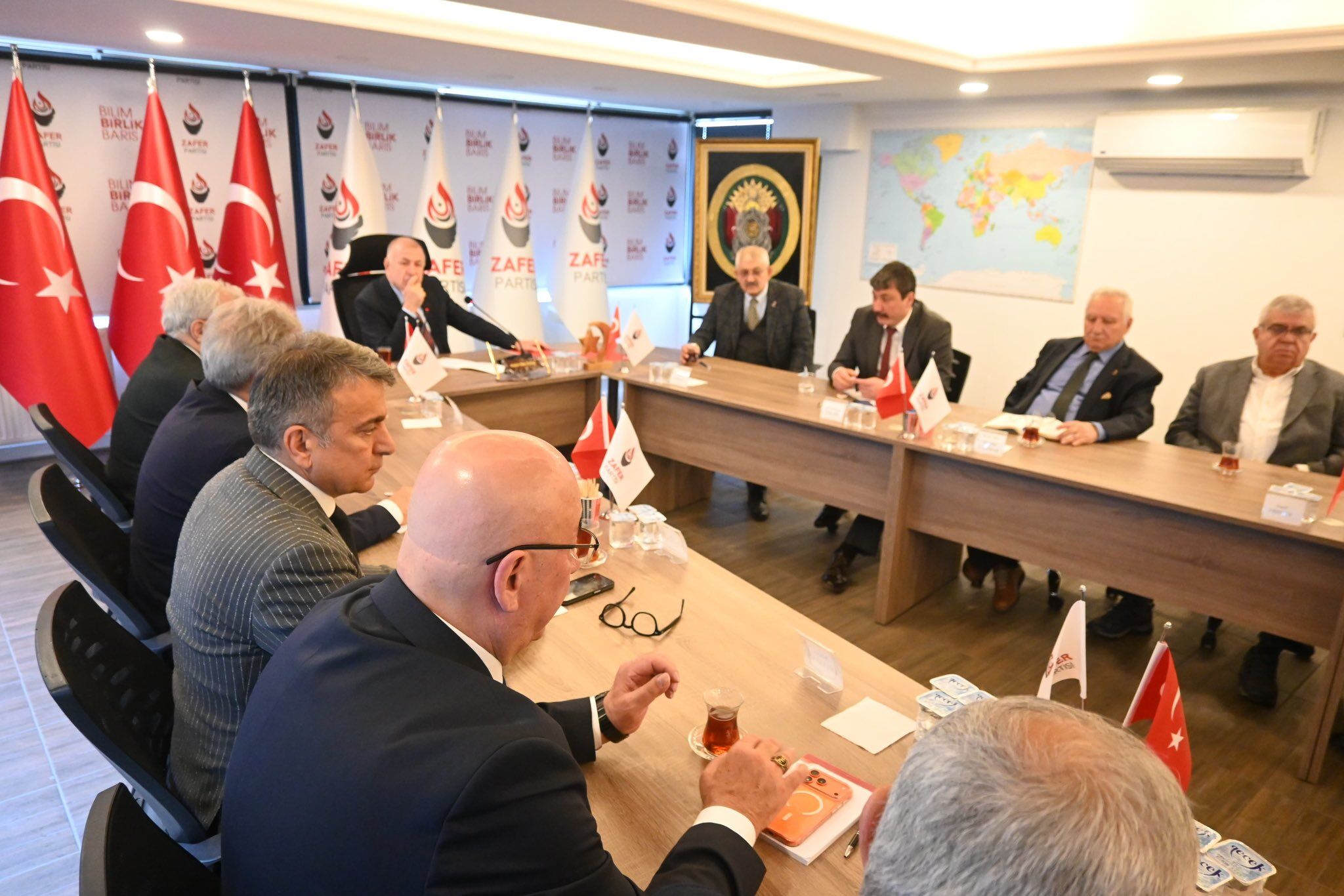 Zafer Partisi Toplantı 3