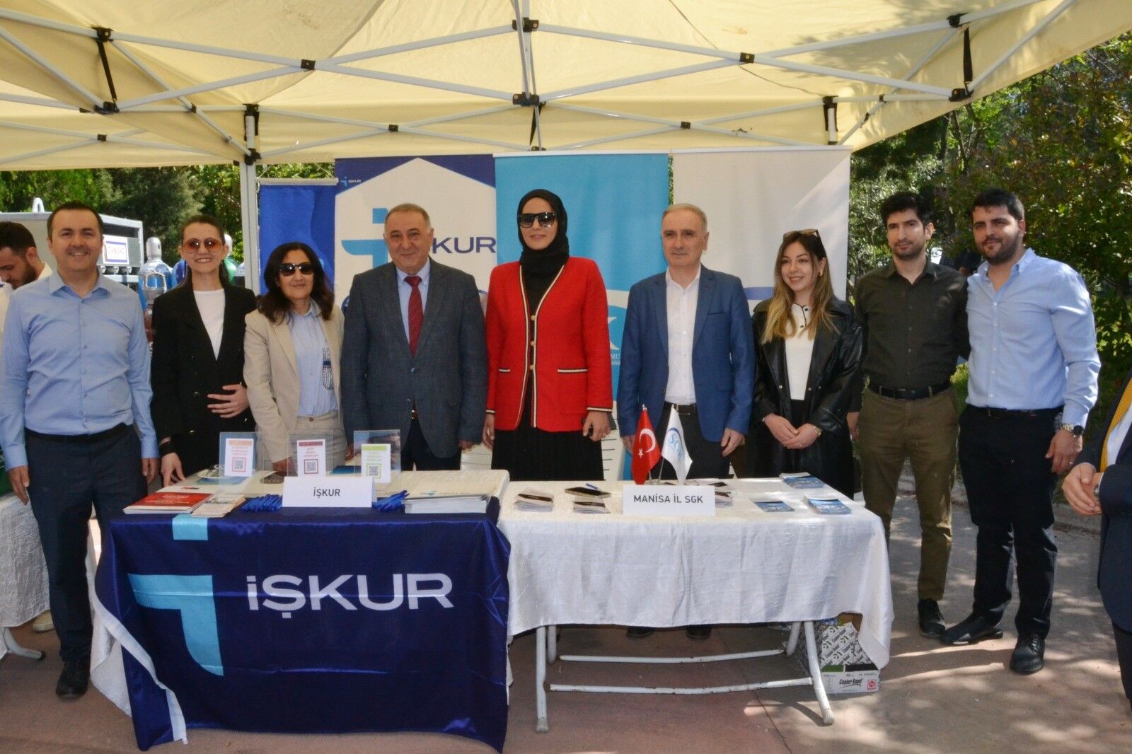 Manisa’da geleceğin meslekleri aynı çatıda buluştu-1