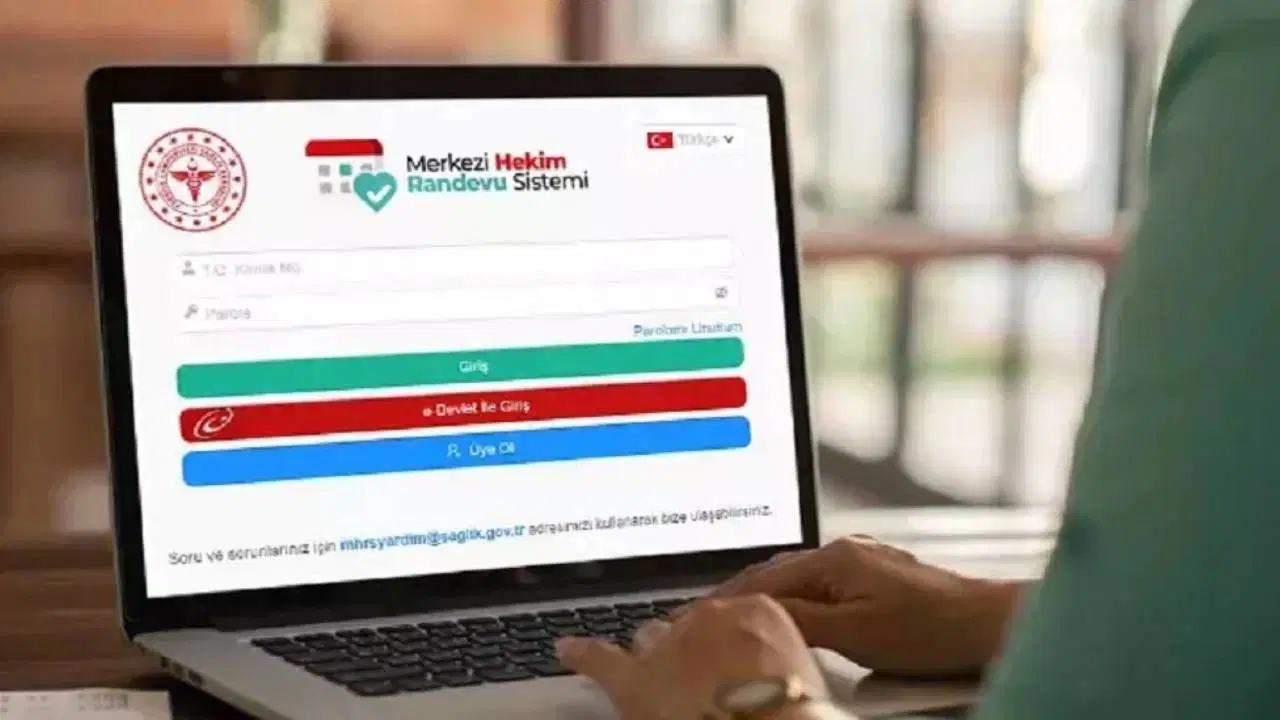 MHRS'de bekleyen hasta sayısı azalıyor