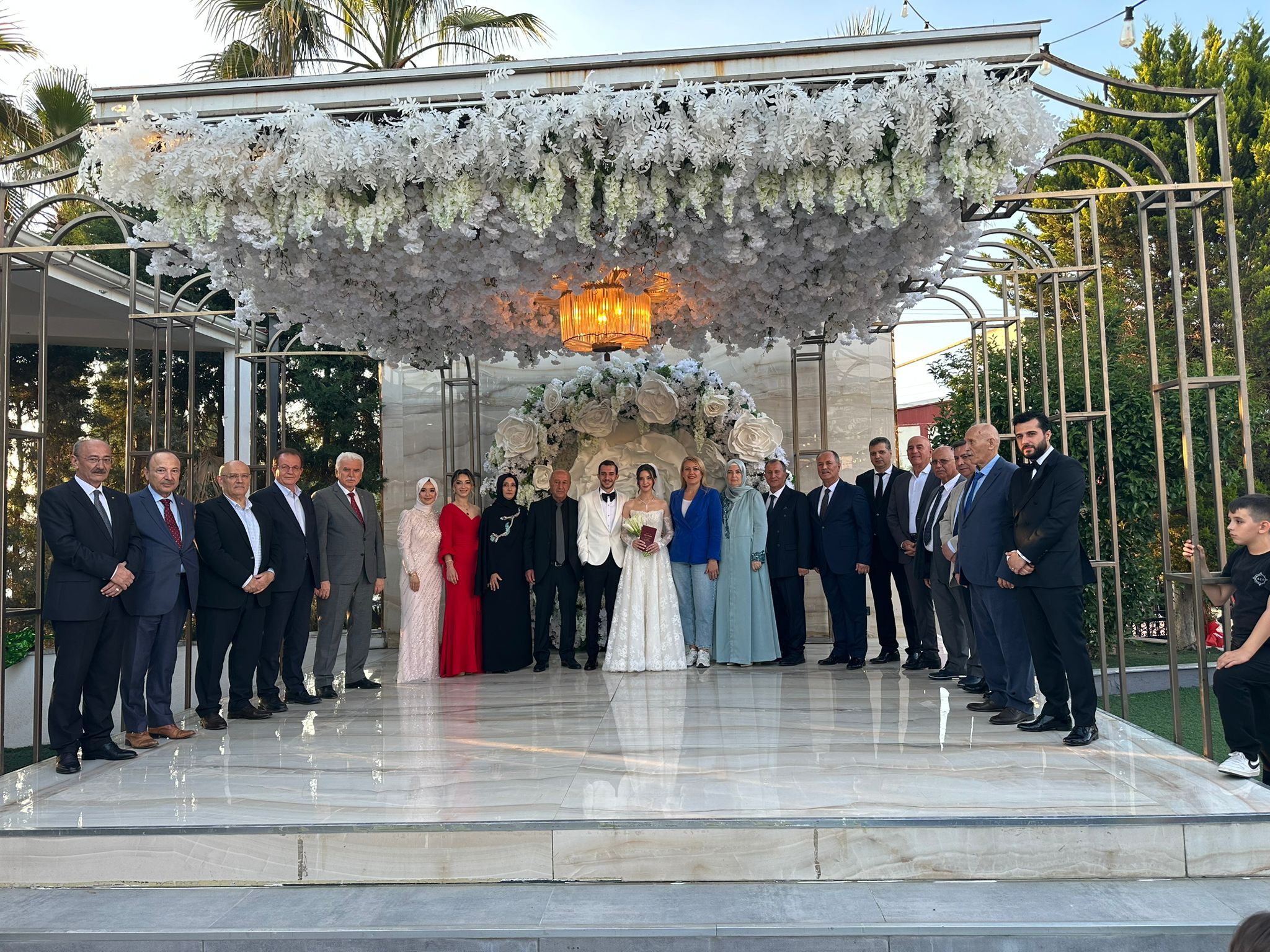 Denizli’de Cemiyet Düğünü Alper Özer Ve Şule Kalkan Evlendi 8