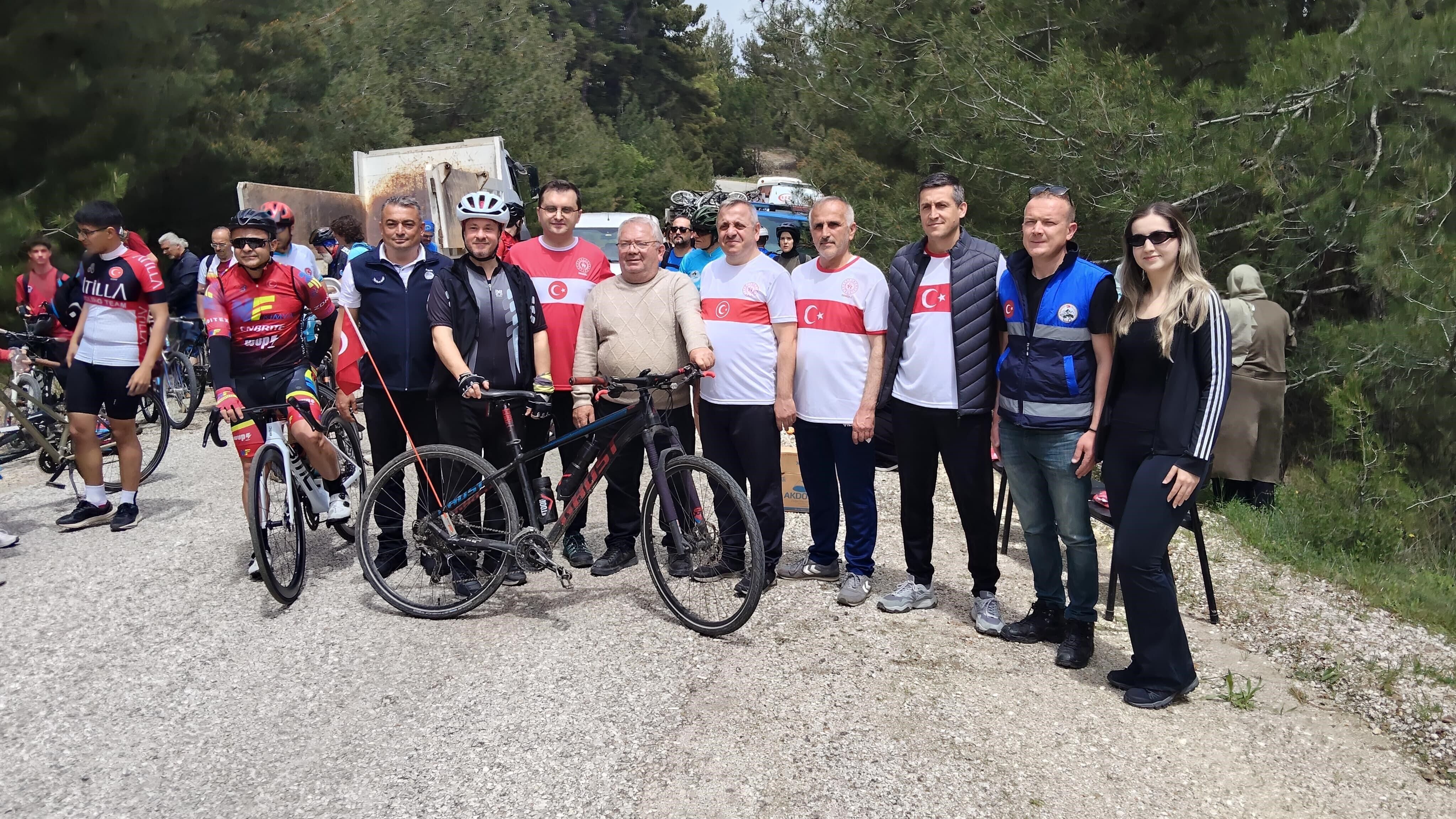 Denizli’de Yüzlerce Kişi 19 Mayıs Için Pedal Çevirdi 3