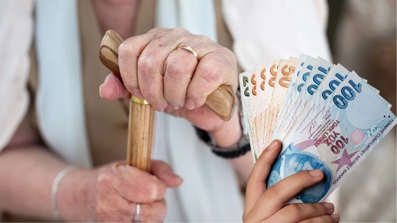 Emekliye Müjde Mi Geliyor Sgk Uzmanından Zam Tahmini Geldi!