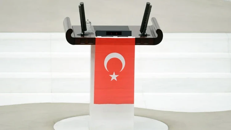 Kadın Milletvekillerinden Sert Tepki Organize Itibarsızlaştırma! 3