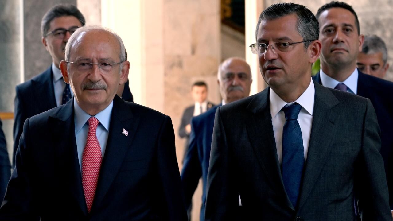 Kk Özgür Özel 1