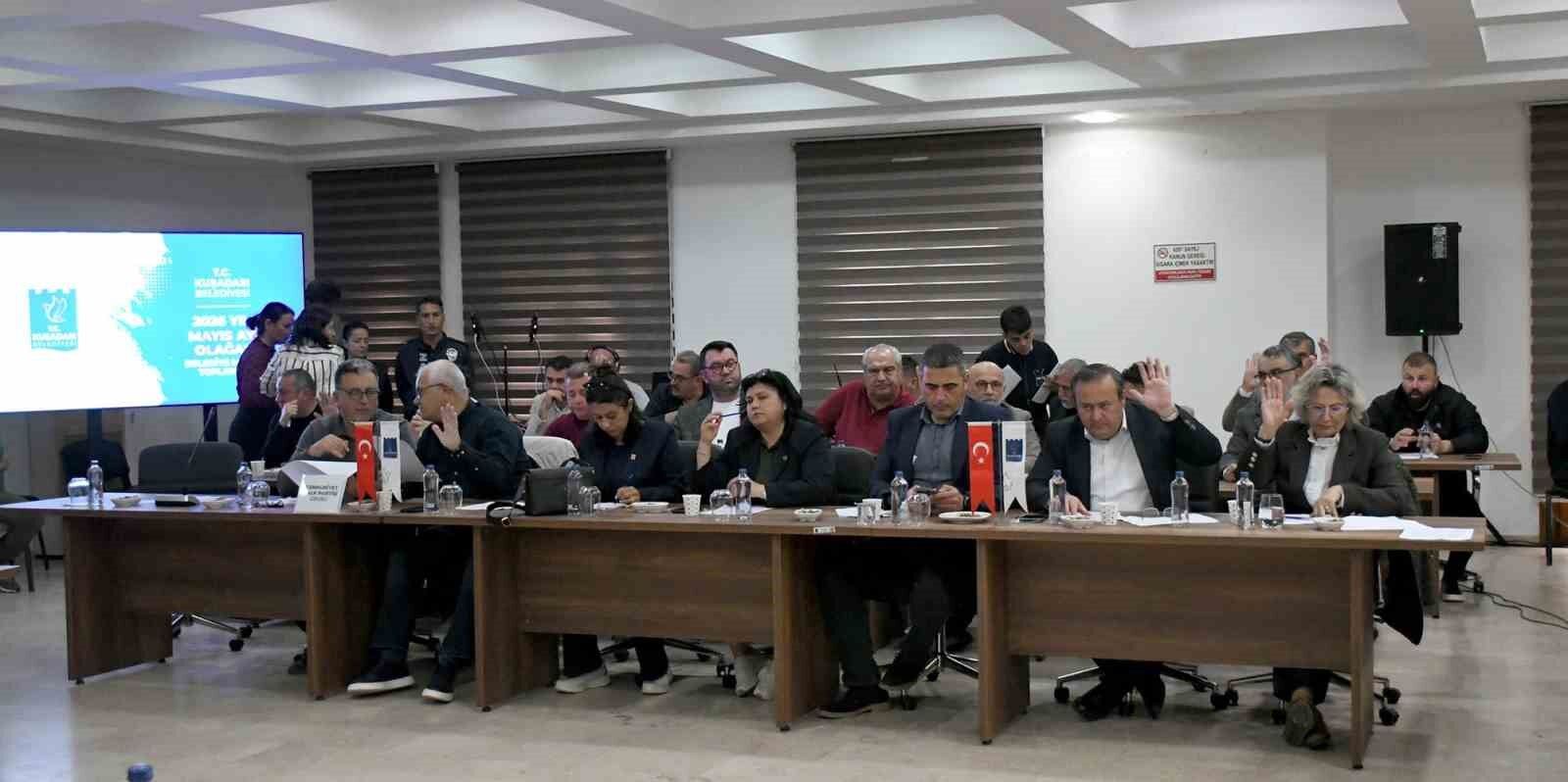 Kuşadası Meclis Toplantısı'nda Şok Ayrılık Kararı!