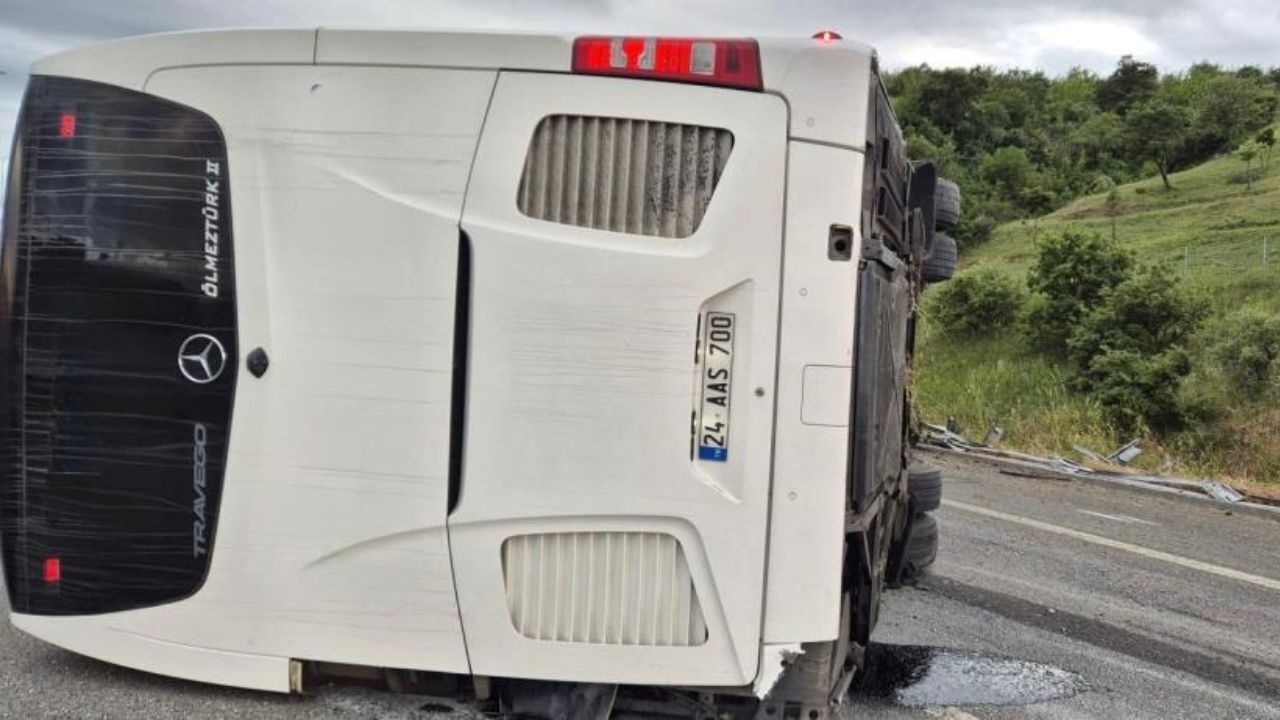İstanbul-İzmir otoyolunda can pazarı! Yolcu otobüsü devrildi