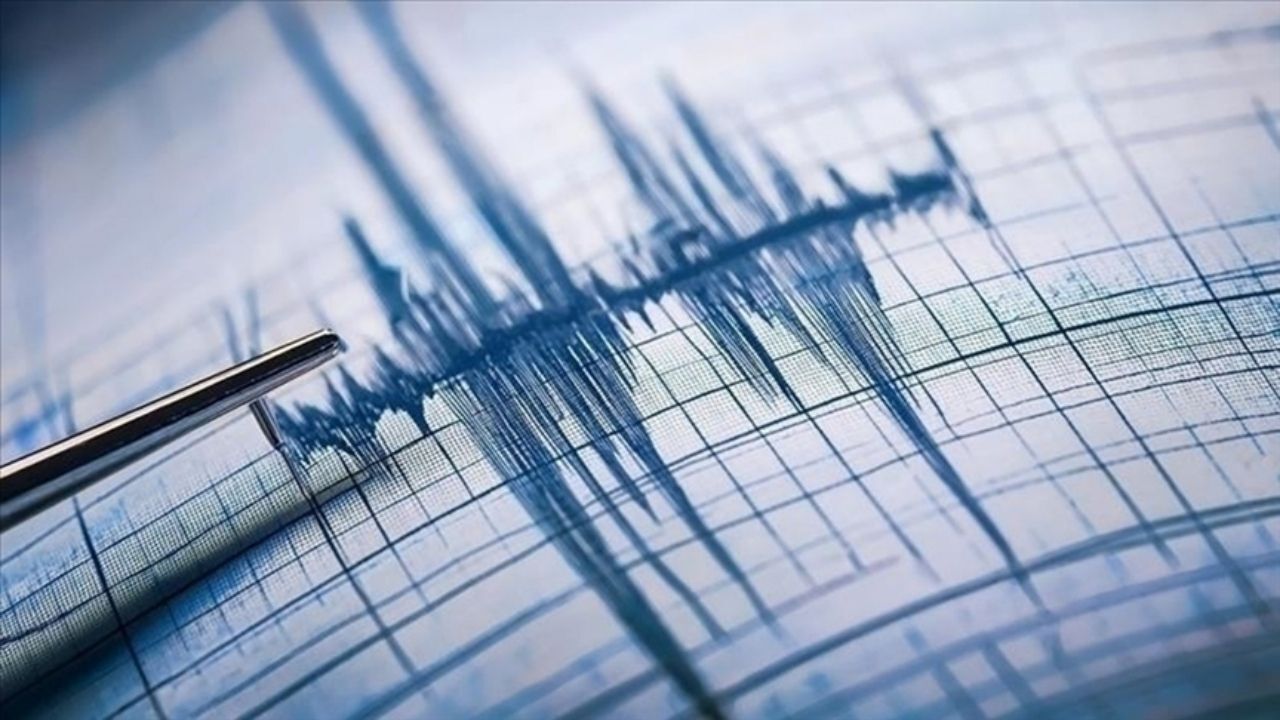 Malatlaya'da 5.6 büyüklüğünde deprem! Birçok ilden hissedildi
