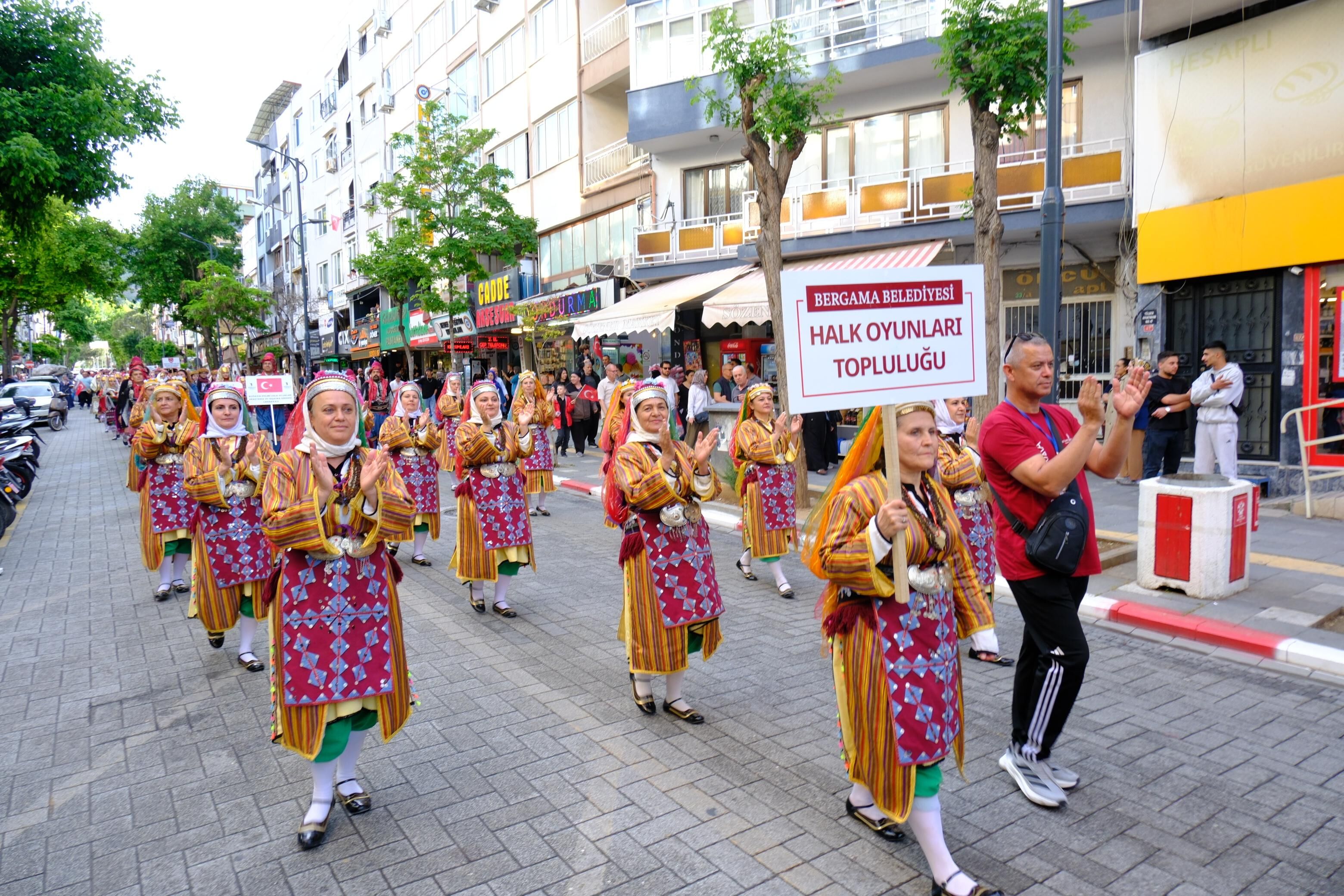 Soma Zeybek Festivali'nin Ilki Gerçekleşti! (2)