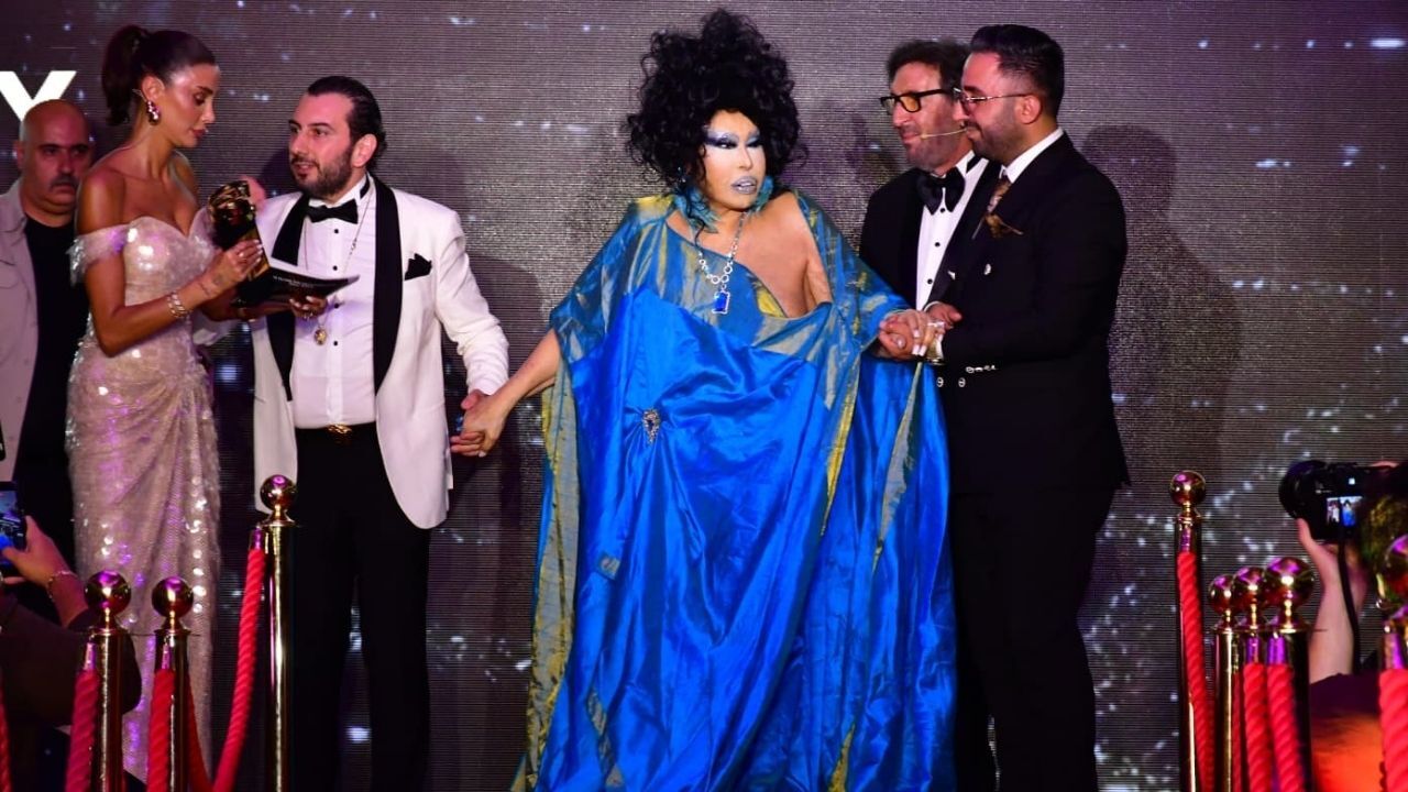 Bülent Ersoy Sahne 1