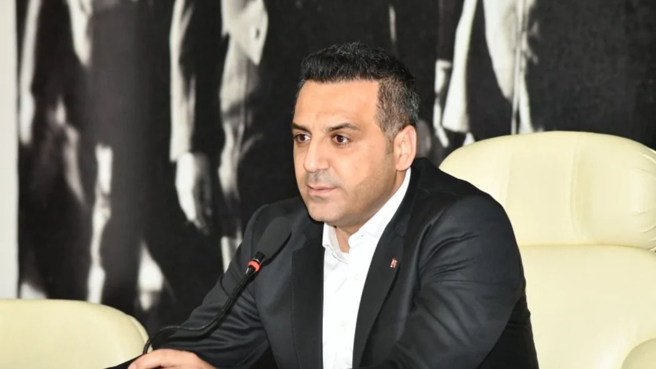 İçişleri Bakanlığı, Çiğli Belediye Başkanı ve 33 personel için soruşturma izni verdi. Başkan Yıldız ise usulsüzlük iddialarını reddederek hukuki süreci başlattıklarını duyurdu.