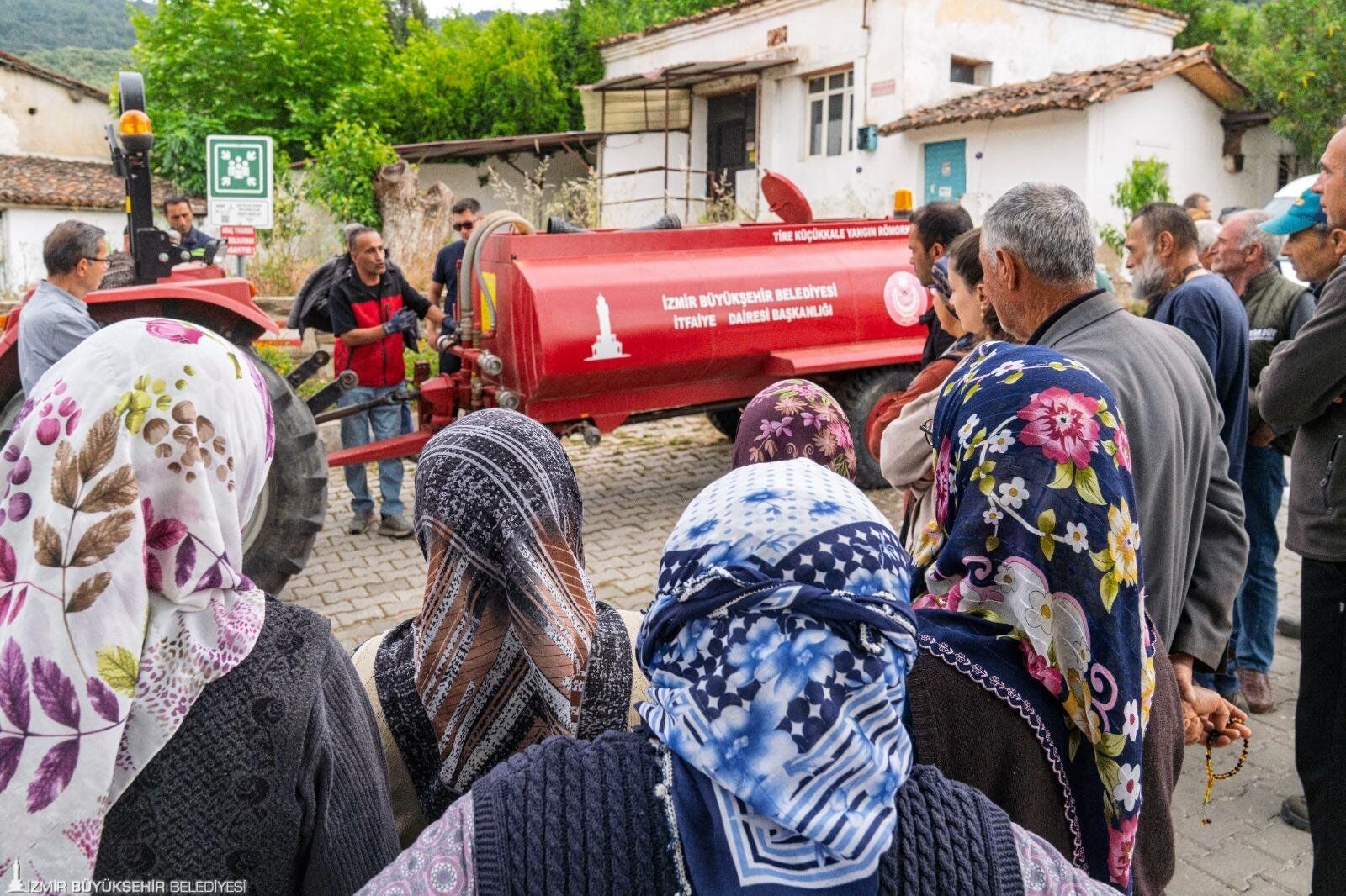 İzmir Büyükşehir Belediyesi Traktör Teslim 1
