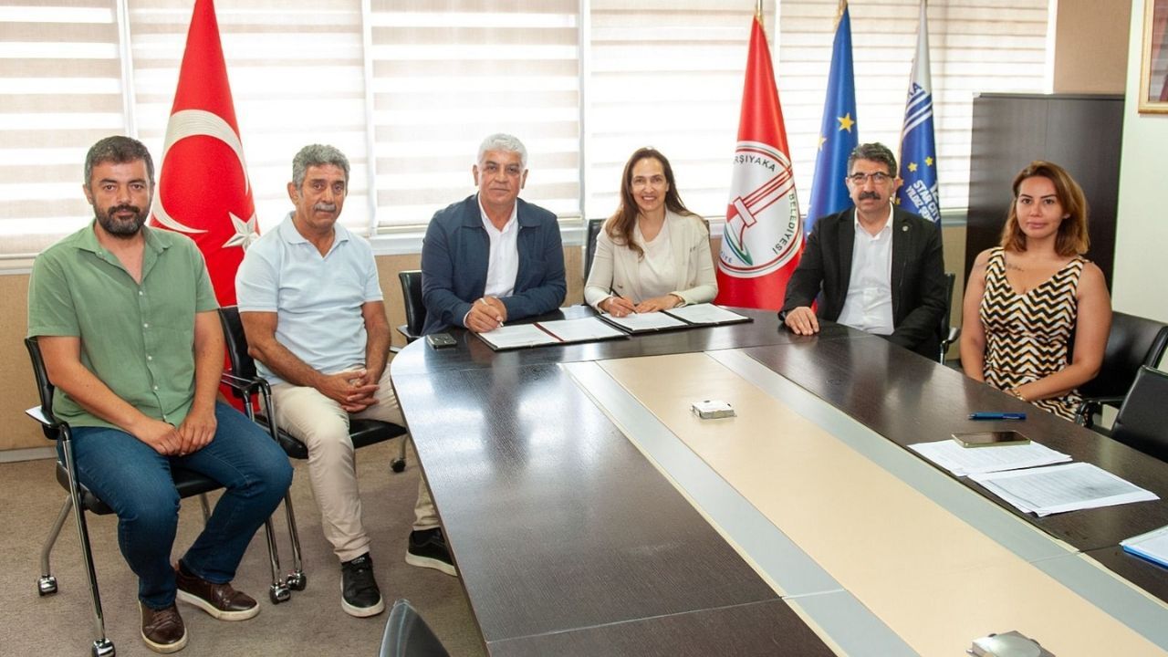 Zorlu ekonomik koşullara karşılık emekten ve emekçiden yana yönetim anlayışıyla çalışmalarını sürdüren Karşıyaka Belediyesi, Tüm Bel-Sen İzmir 2 Nolu Şube ile memurlara yönelik Toplu İş Sözleşmesi’ne imza attı. Yaklaşık iki yıl geçerli olacak sözleşmeyle, kamu emekçilerinin ekonomik ve sosyal haklarında iyileştirmeler yapıldı. Belediye Başkanı Yıldız Ünsal “Emekçilerimize, belediyemize ve kentimize hayırlı olsun. Dayanışmayla, ortak akılla ve alın terine duyduğumuz saygıyla, Karşıyaka için hep b