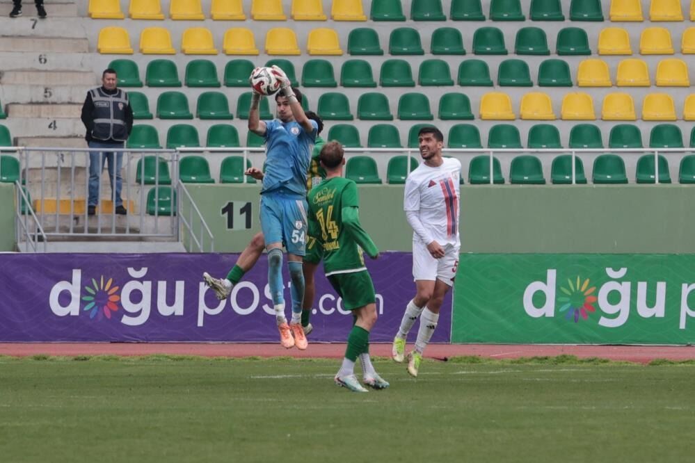 Altınordu’nun Kalecisi Süper Lig’e Gidiyor 111
