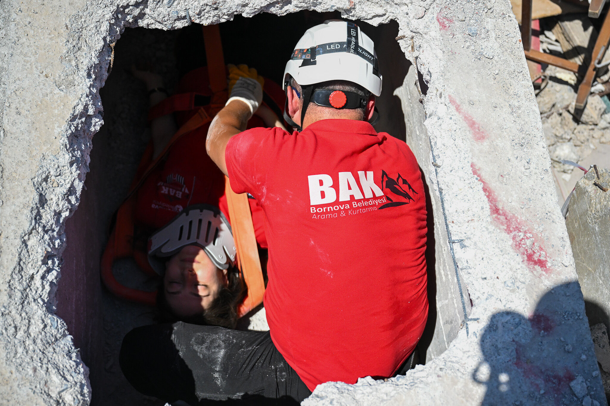 Bornova Afetlere 'Bak' Ile Hazırlanıyor (2)