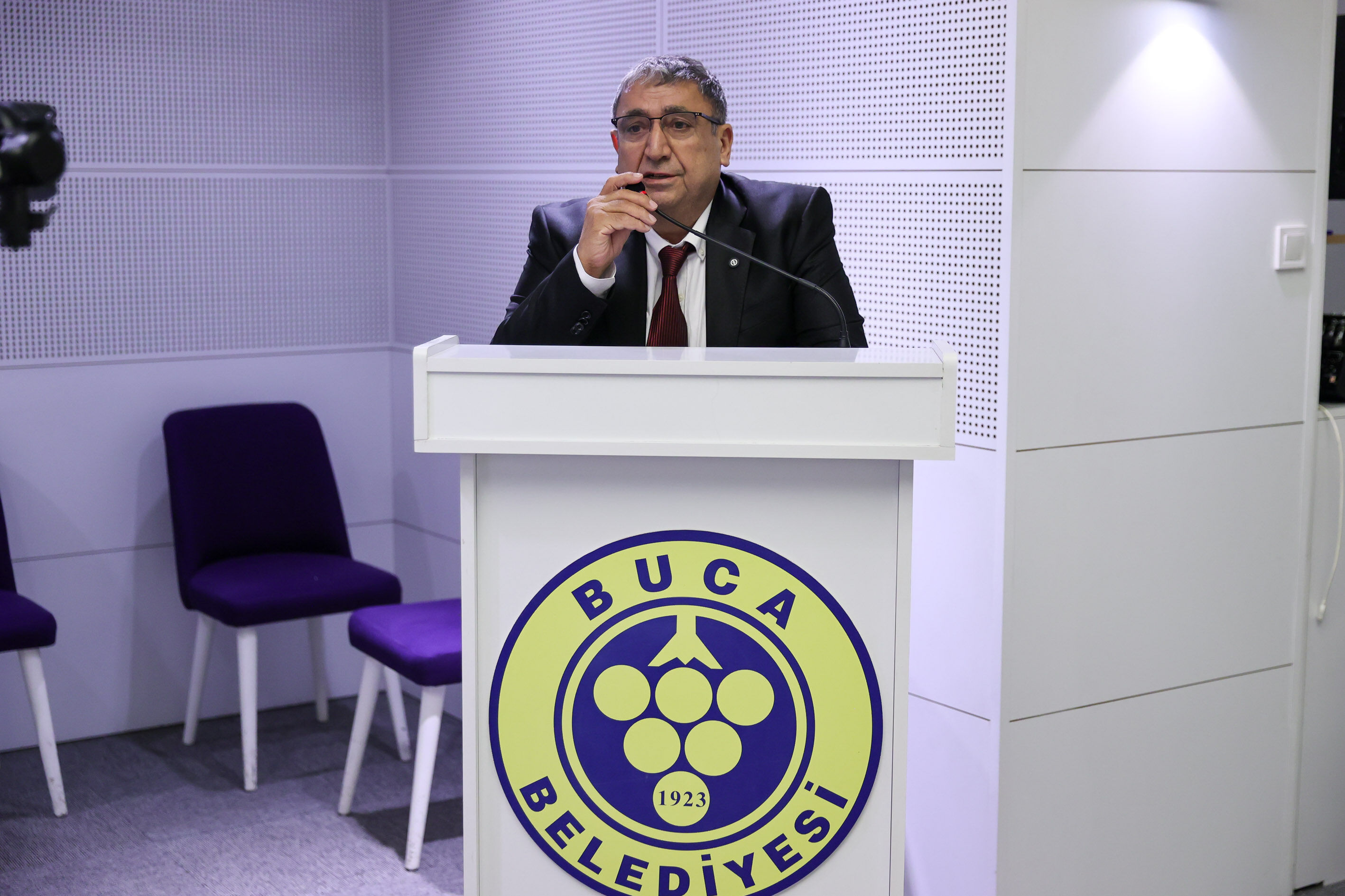 Buca Belediyesi Sahadaki Gücünü Artırıyor Yeni Zabıtalar Görev Başında (1)