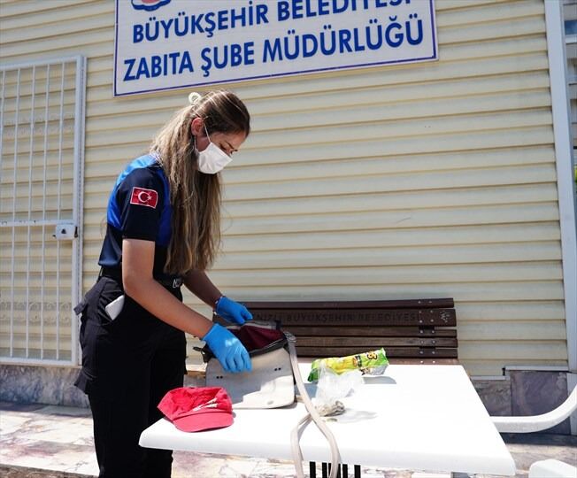 Büyükşehir Zabıtası Dilencilere Geçit Vermiyor