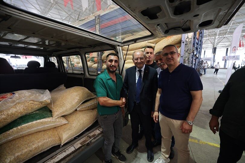 Denizli Büyükşehir’den 6 Bin 317 Yetiştiriciye Yem Desteği (1)