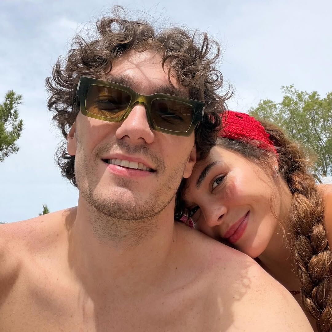 Ebru Şahin'den Eşi Cedi Osman Ile Tatil Pozları (4)