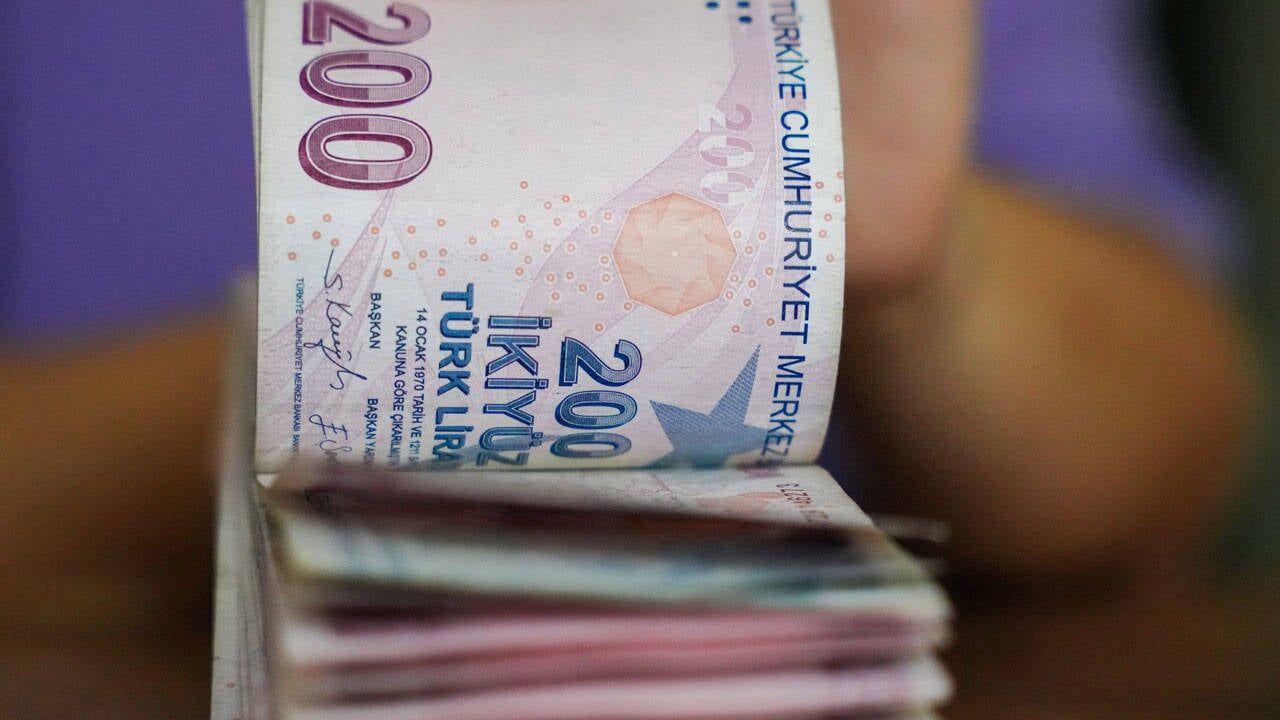 Emeklinin Ve Memurun Ilk Zam Orani Belli Oldu