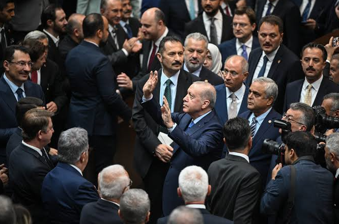 Erdoğan’dan 28 Şubat Özlemi Uyarısı 3 Belediye Başkanı Daha Ak Parti’ye Katıldı 18