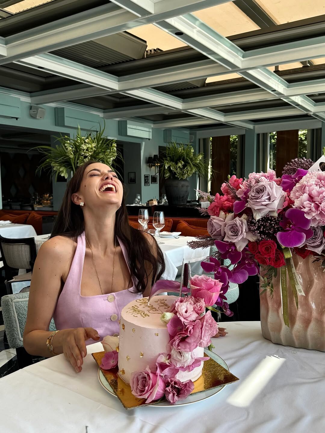 Fahriye Evcen Doğum Gününde Göz Kamaştırdı İşte Kutlamadan Çok Konuşulan Kareler! (7)