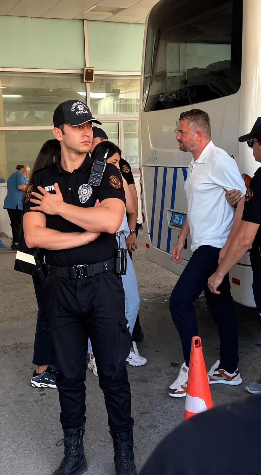 Görkem Duman Gözaltında Ilk Kez Görüntülendi