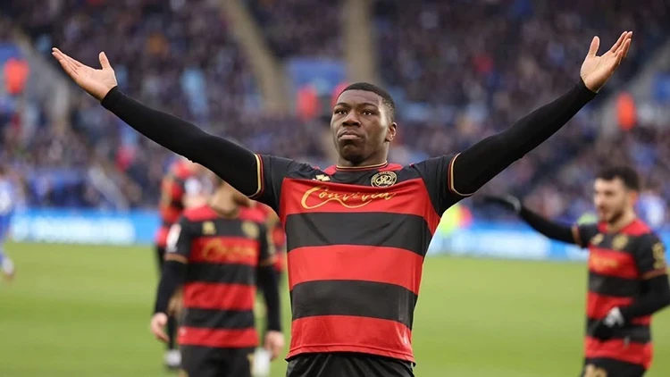 Göztepe’de Sinclair Armstrong Kadroda! (2)