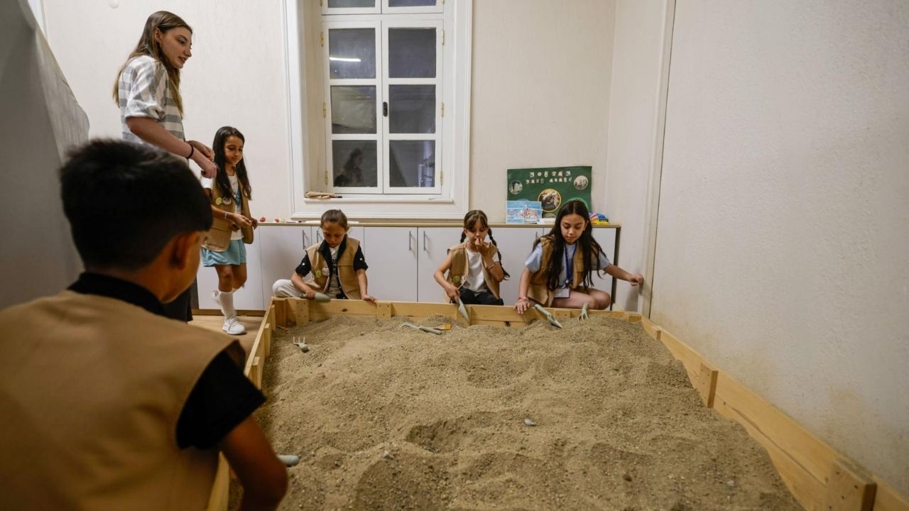 İzmir’in Mirası Çocuklarla Geleceğe Taşınıyor (2)