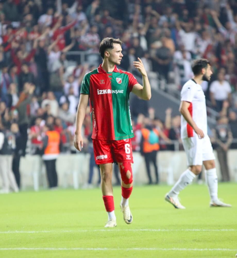 Karşıyaka, Alpay Eroğlu'nu Gelecek Sezon Kadroda Düşünüyor 222
