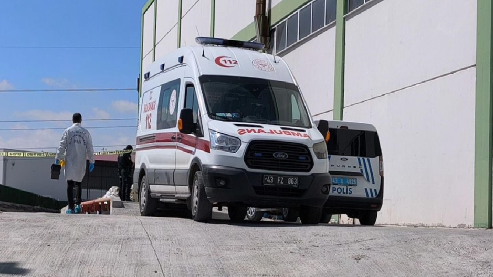 Kütahya’da 44 Yaşındaki Işçi Helezon Makinesine Düştü! 2