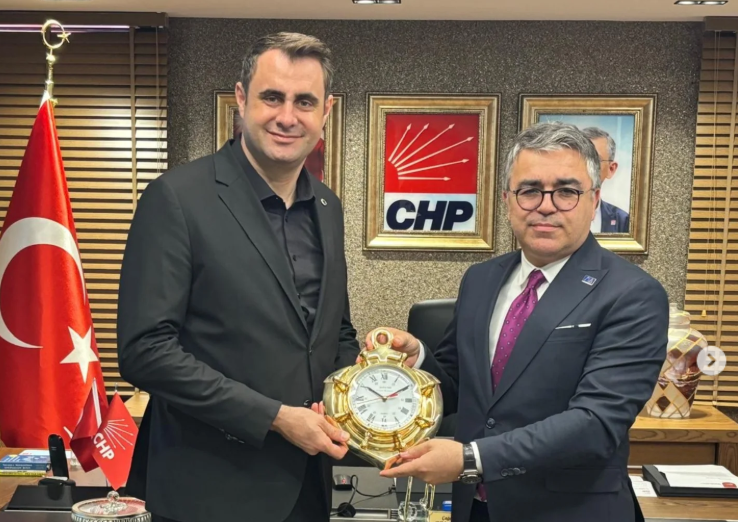 Liyakatli Şöhretsizler Kadrosu'ndan Ilk Yorum Karşıyız Ama Hukuka Saygı Devlet Töremizdir 22