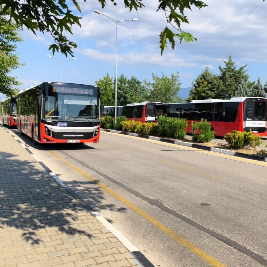Manisa'da 31 Binin Üzerinde Öğrenciye Ücretsiz Ulaşım (3)