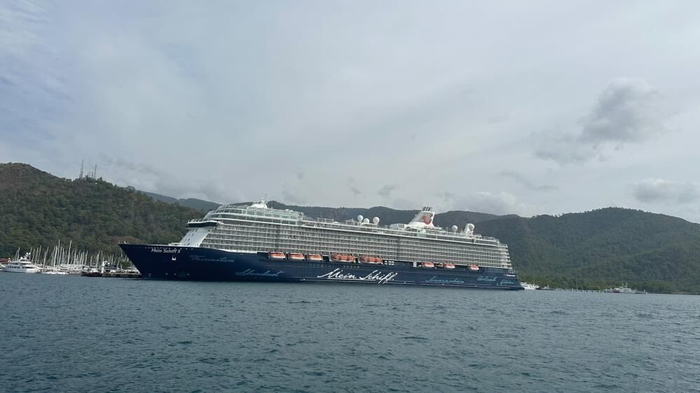 Marmaris’i Bir Haftada Üç Kruvaziyer Ziyaret Edecek 22