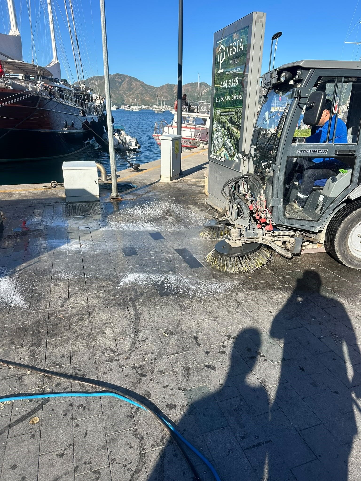 Marmaris'in Bayram Mesaisinde 3 Bin 250 Ton Atık Toplandı (1)