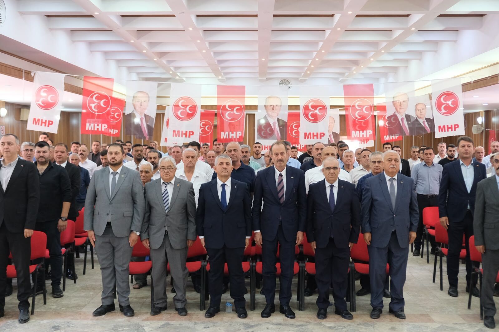 Mhp İzmir'de 9 Ilçede Kongre Maratonunu Tamamladı (3)